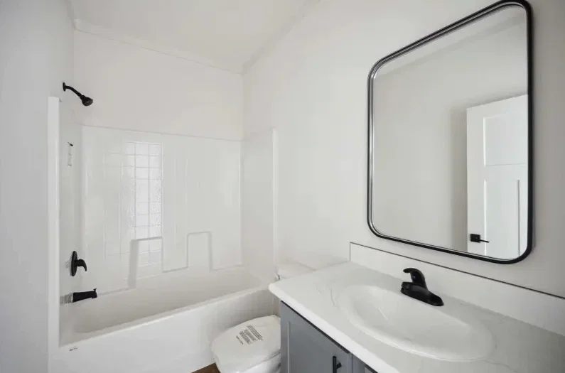 Gs 9921 av bathroom home features