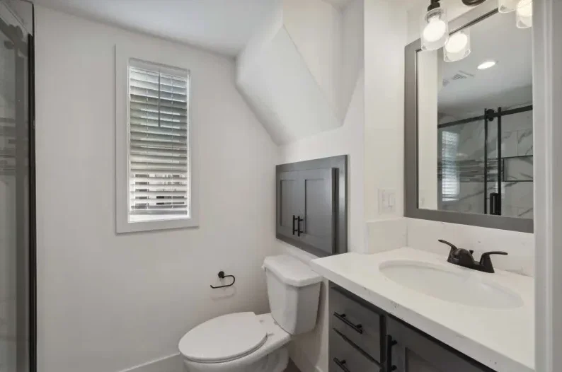 Ath-06dl bathroom home features